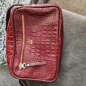 Pretty Ballerinas red leather purse